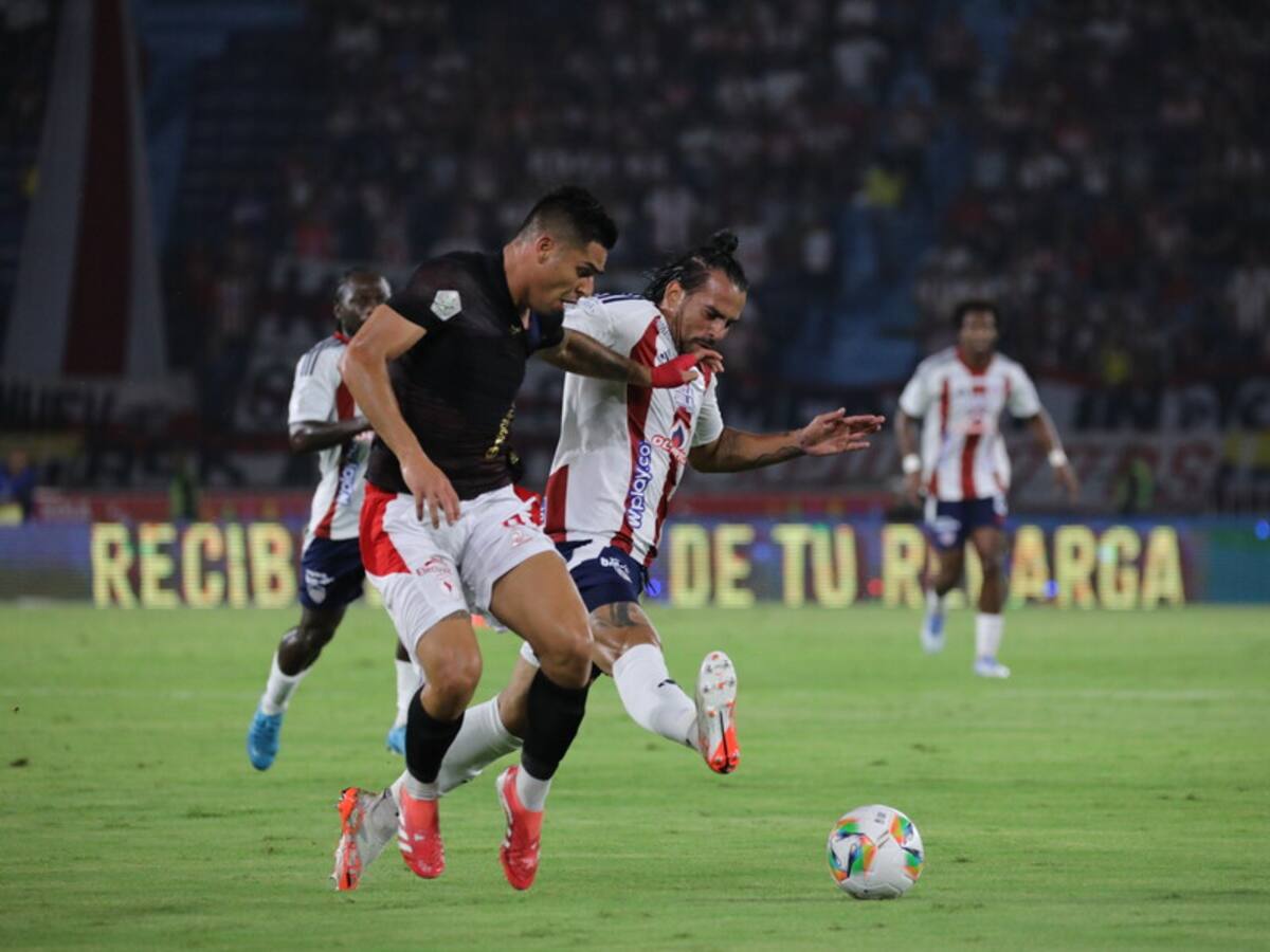 América sale ileso de su visita al Junior, recupera a Duván Vergara y se mantiene líder de la Liga