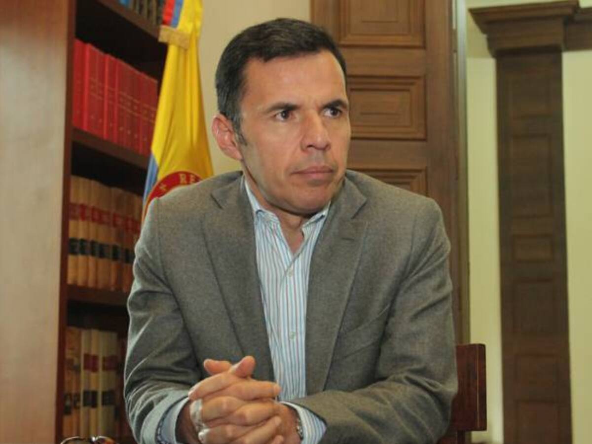 Quienes pretendían hacer trizas los acuerdos de paz se quedarán con las ganas: MinInterior