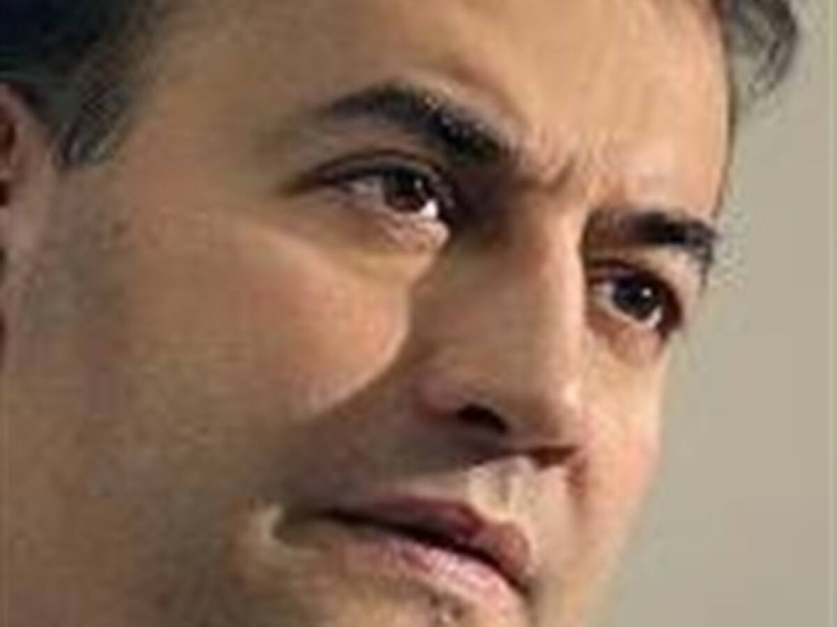 Renuncia concejal para aspirar al Congreso