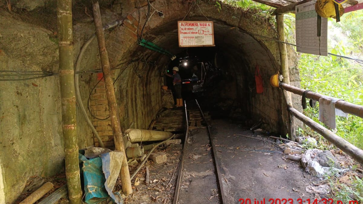 Hay seis mineros atrapados en una mina de Amagá por inundación