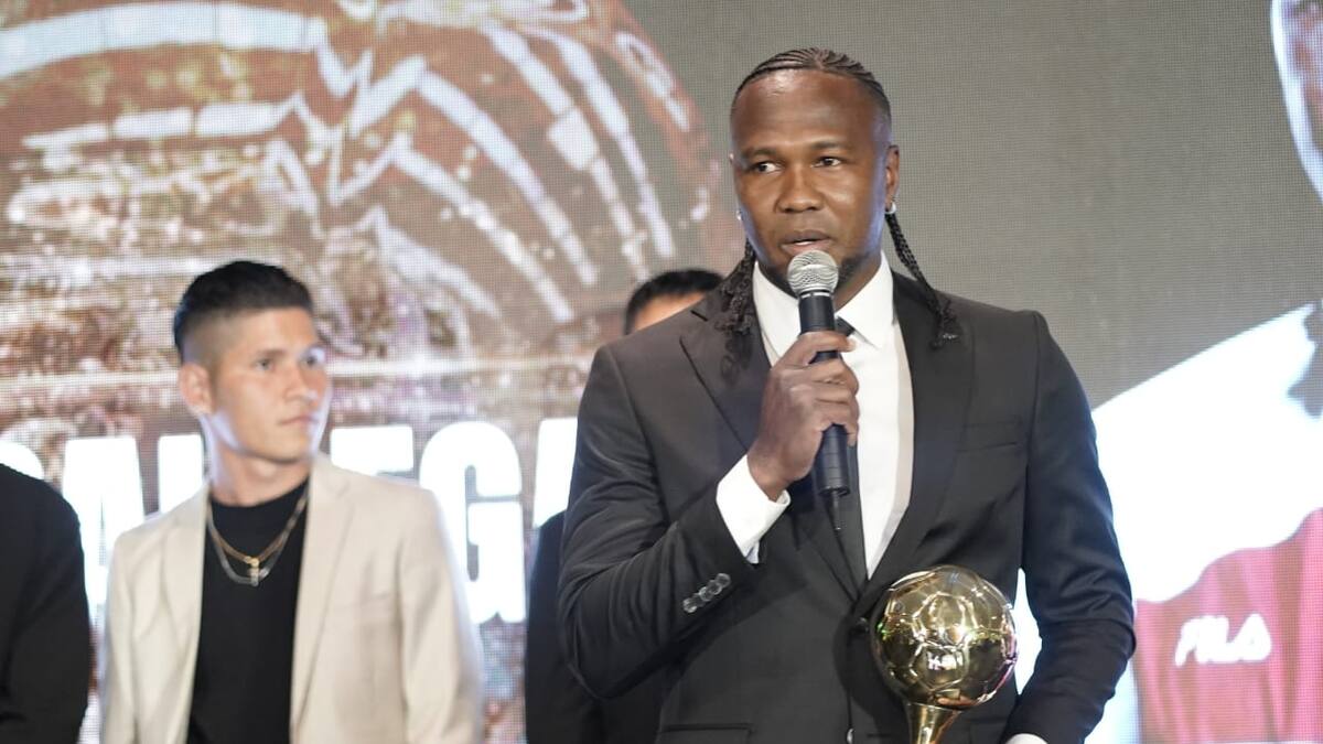 Hugo Rodallega, elegido el mejor jugador del 2025 por Acolfutpro