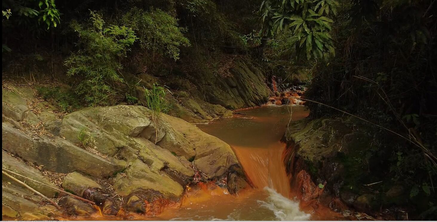 Cierre de bocaminas antiguas en Cali / Foto: CVC