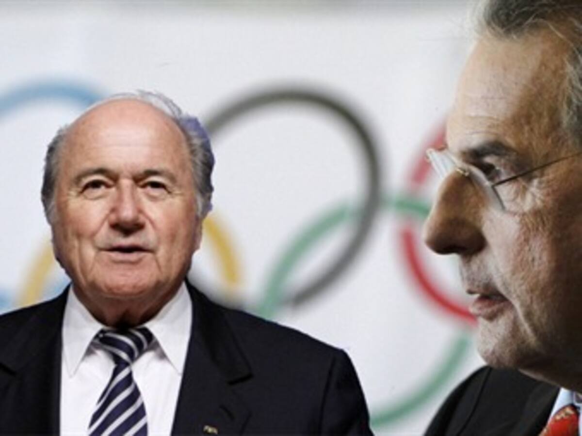 MUNDIAL/ Sudáfrica condecoró a presidentes de FIFA y COI