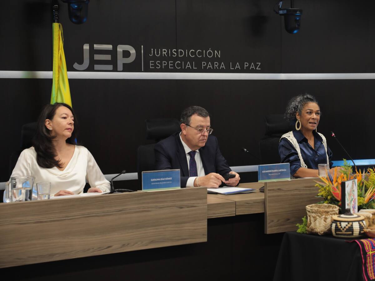 JEP imputa a 34 comparecientes por crímenes de guerra y lesa humanidad en la región del Urabá