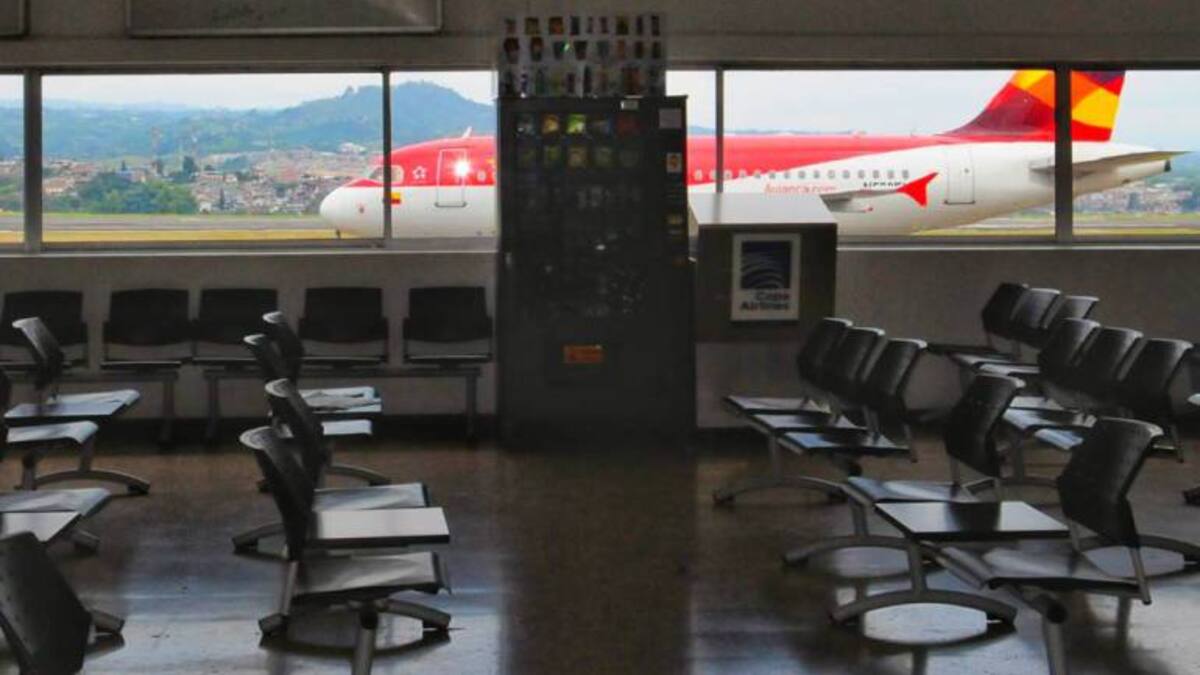 Mauro Correa, gerente del Aeropuerto Matecaña entrega un balance de las afectaciones por el paro de pilotos de Avianca