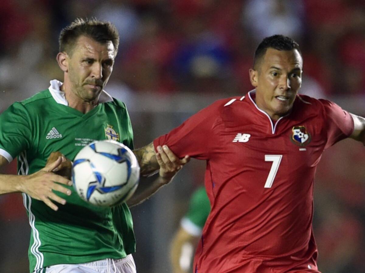 Panamá empata con Irlanda del Norte en la despedida de su afición
