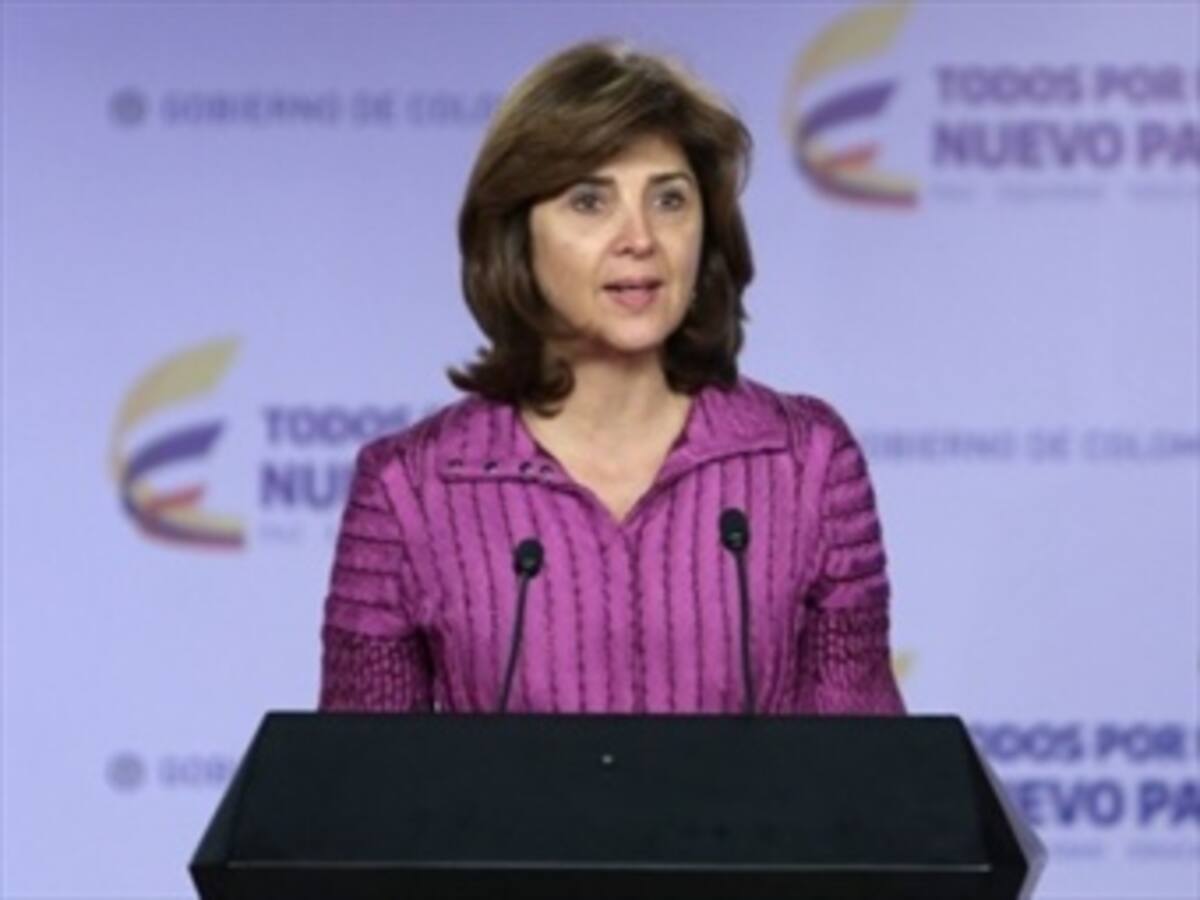 Cancillería investiga maltrato a colombianos deportados de Venezuela