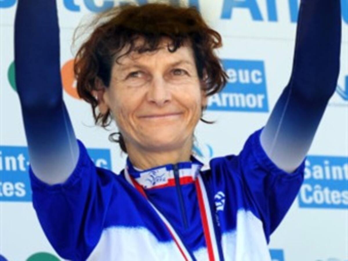 A los 52 años Jeannie Longo gana el campeonato francés contrarreloj