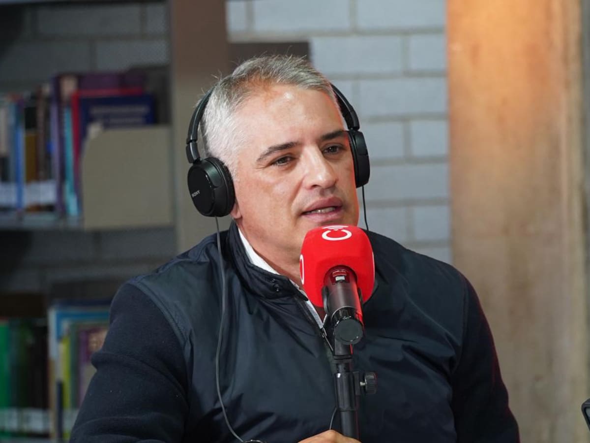 “Pareciera que el Gobierno Nacional le tiene miedo a alias ‘Calarcá’”: gobernador de Antioquia