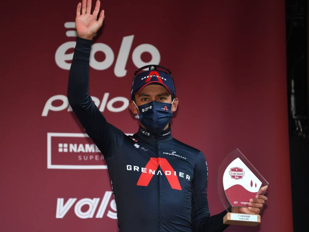 Egan Bernal logró el primer podio para Colombia en la Strade Bianche