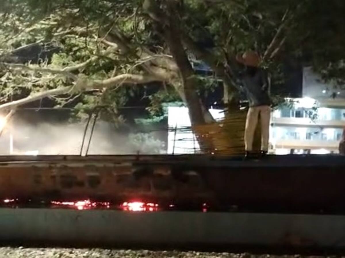 En Santa Marta, desconocidos habrían incendiado la escultura de La Piragua