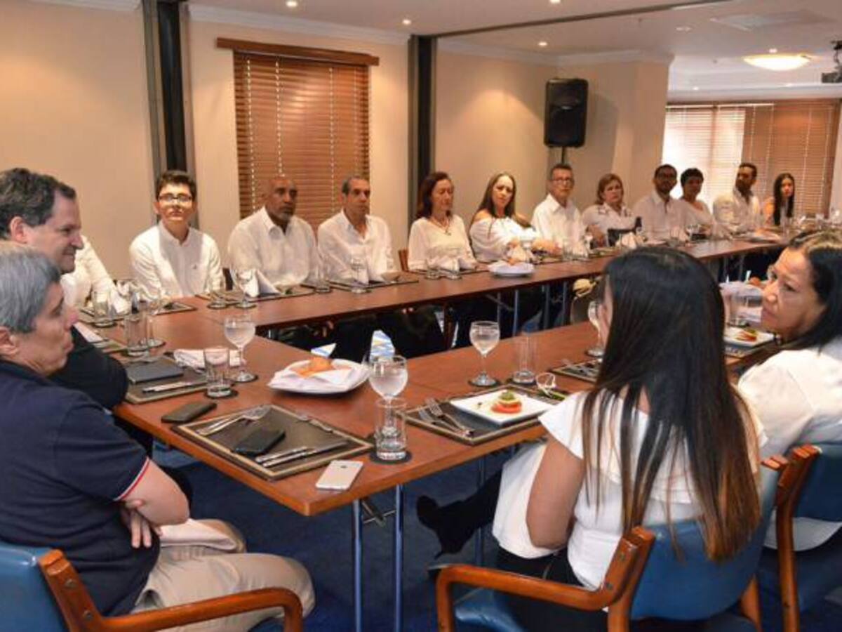 Farc vuelven a pedir perdón por secuestro y asesinato de los diputados del Valle