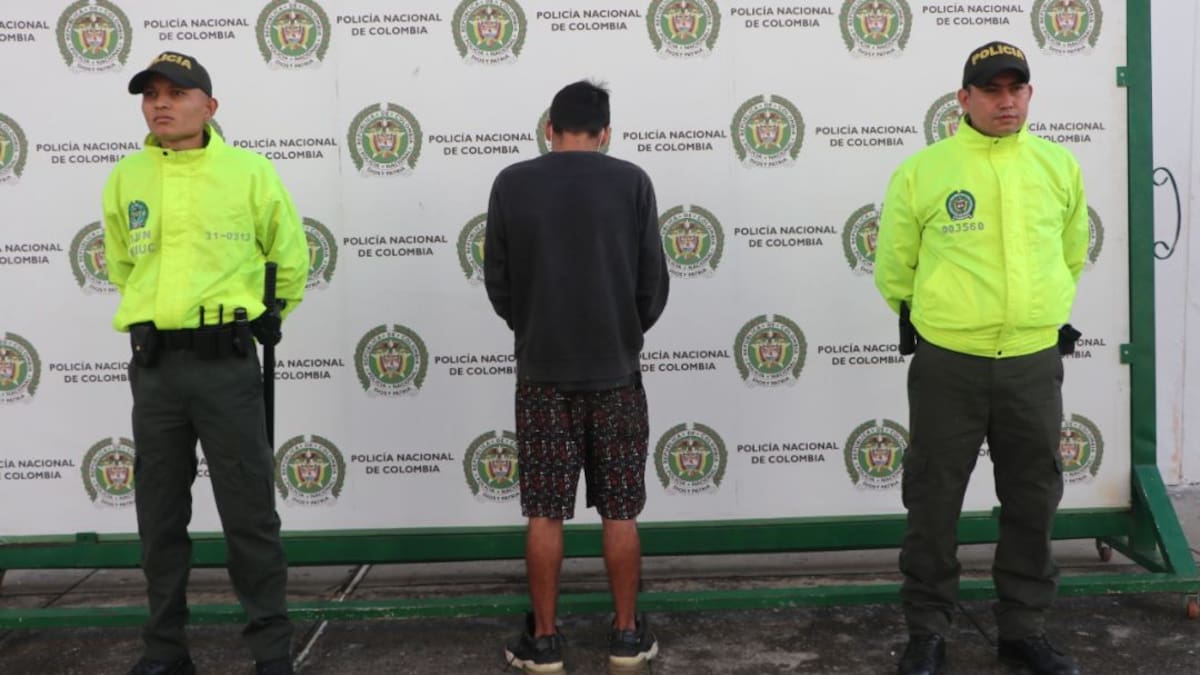 Capturan hombre que golpeó y abusó de su pareja