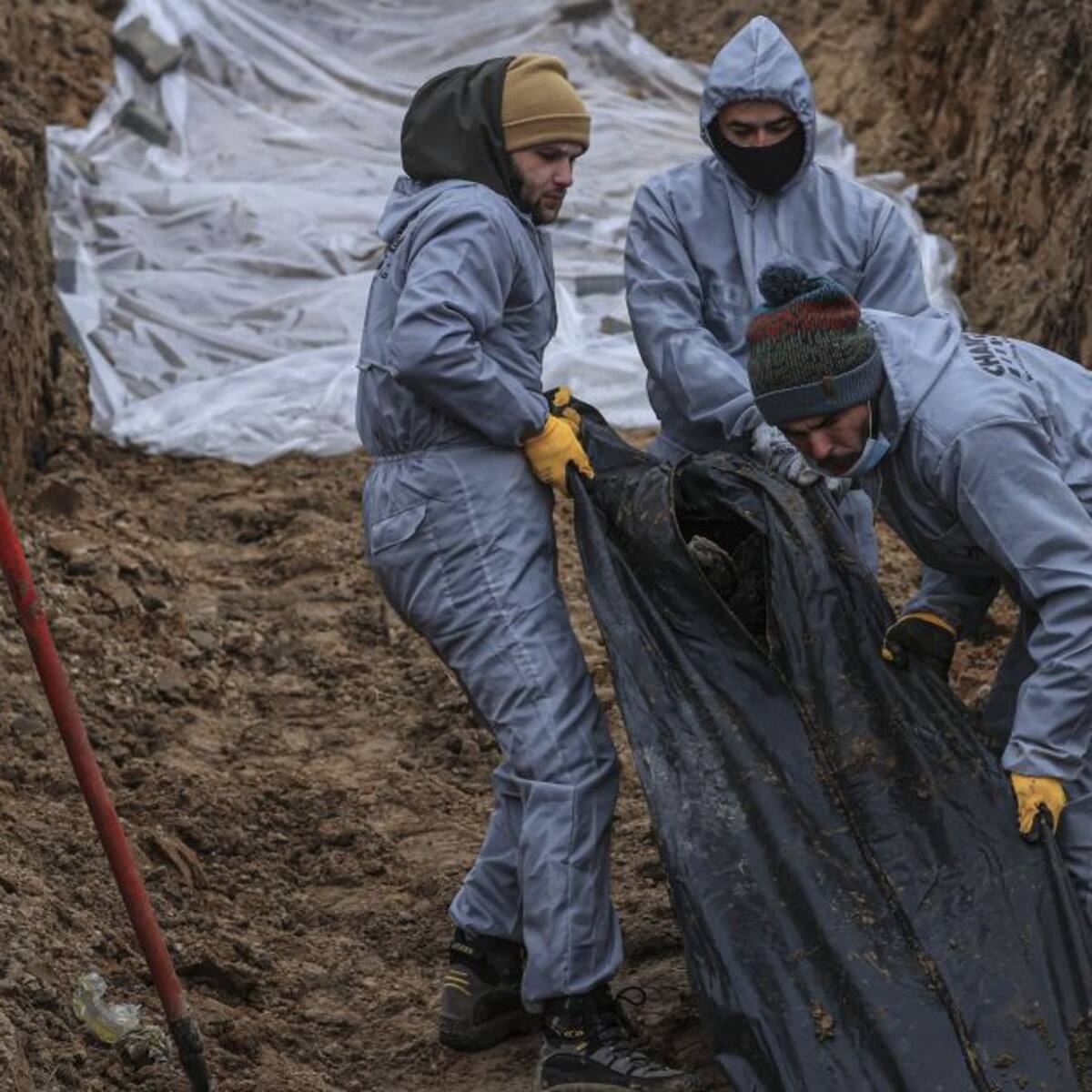 Colombia pide que se investigue el hallazgo de varias fosas comunes en hospitales de Gaza