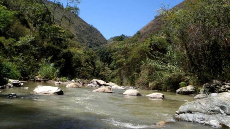 Cuerpo sin vida apareció flotando en el río Suratá