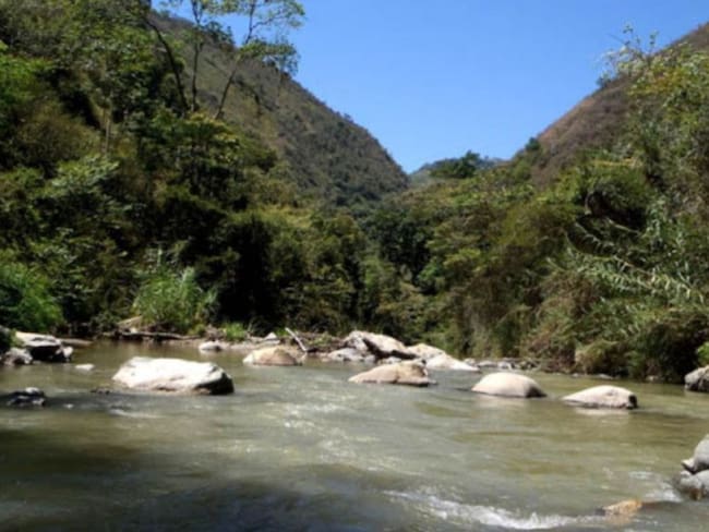 Gerente del Acueducto de Bucaramanga emite alerta por contaminación del río Suratá