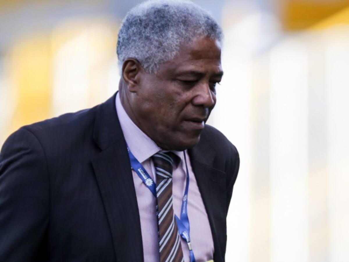 Los generales no renuncian; toman su caballo y se van: Francisco Maturana