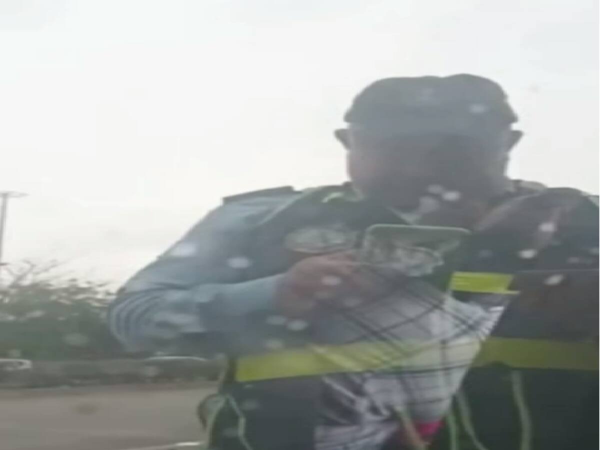 Agente del DATT fue grabado mientras recibía dinero por presunto soborno