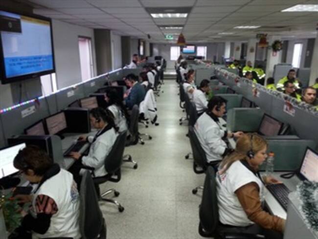 Denuncian incremento de llamadas broma a línea 123 en época navideña