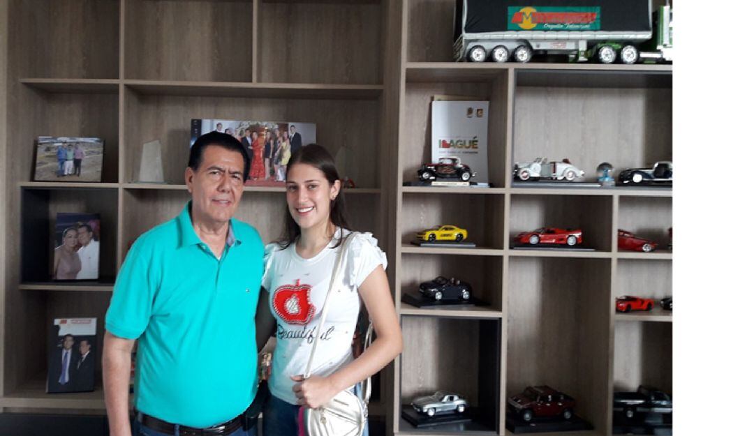 Laura Alejandra Ramírez junto a Carlos José Alvarado Parra. 