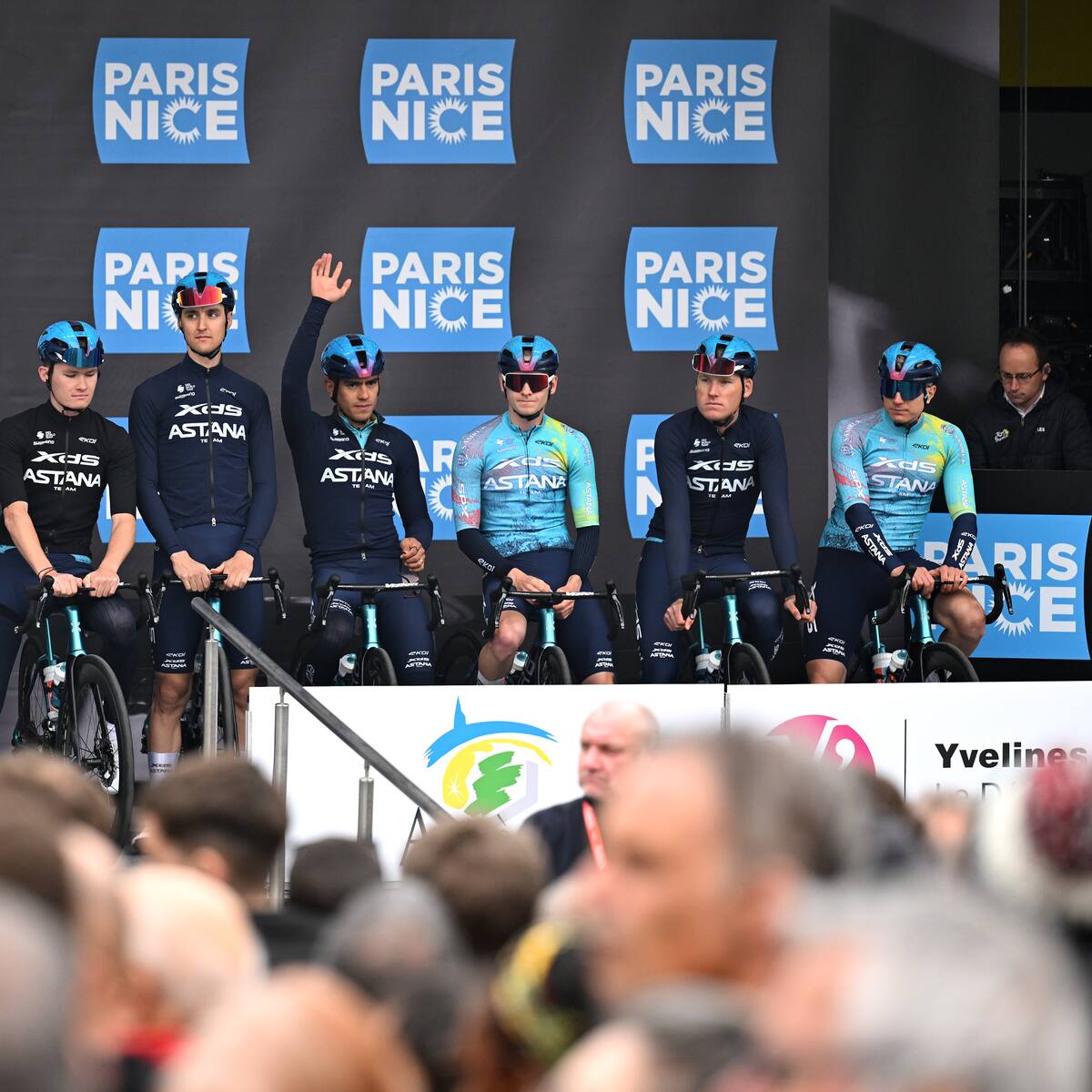 Sorpresa en la primera etapa de la París-Niza: Así le fue a los ciclistas colombianos