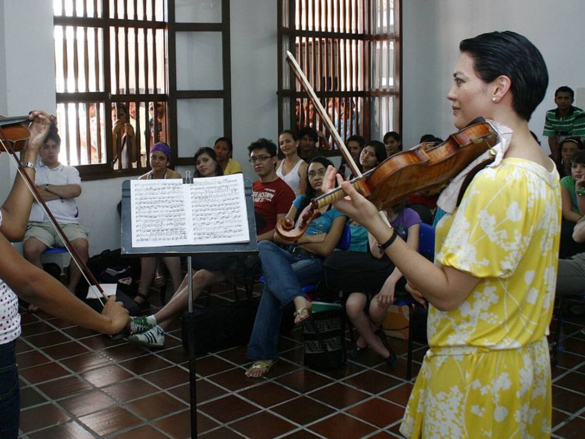 UNIBAC, 20 años de historia con educación superior en Cartagena