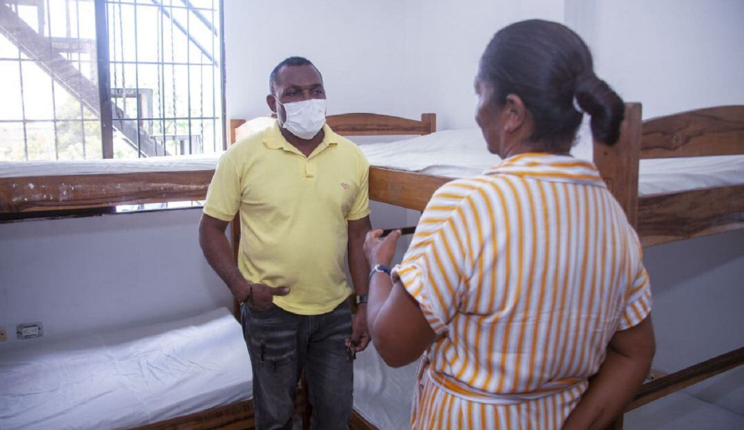 Estas personas recibirán servicios de alimentación, visitas domiciliarias, apoyo complementario en aseo y vestuario