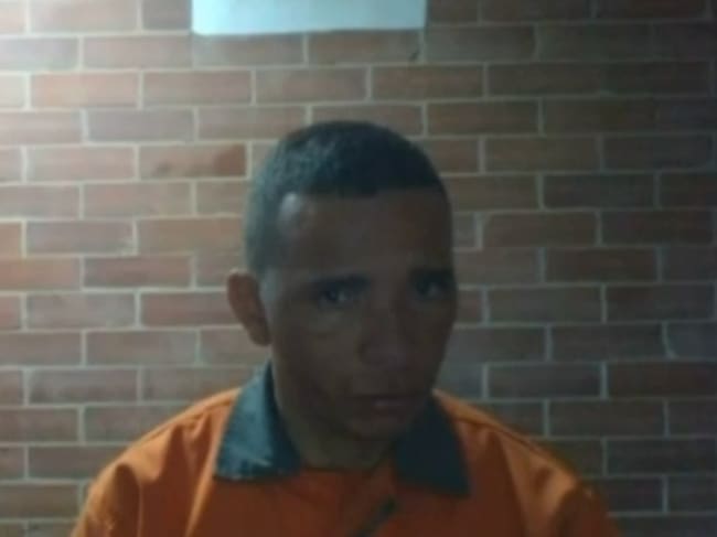 Se trata de Cristian Camilo Valencia Hurtado, el hombre que aceptó su responsabilidad en los feminicidios de su pareja y sus dos hijastras. Foto: Fiscalía