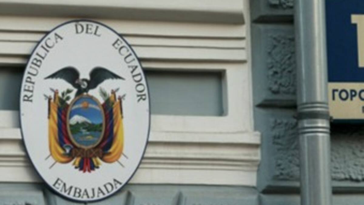 Edward Snowden, extécnico de la CIA pide asilo a Ecuador