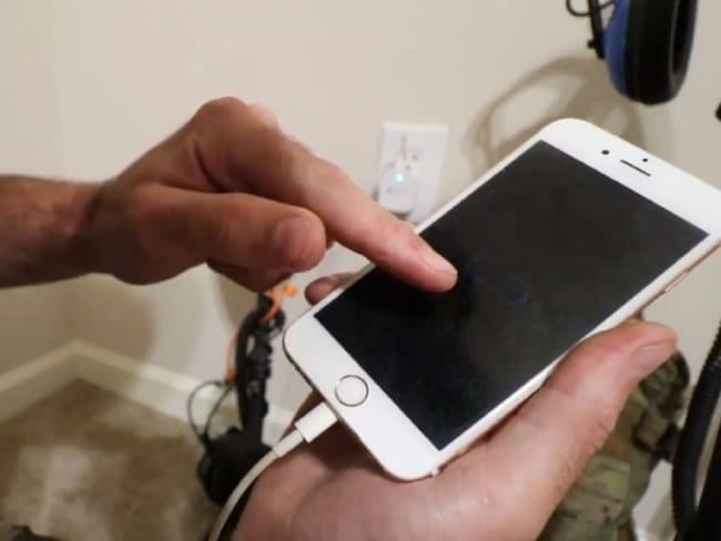 Encuentran un iPhone en el agua que sigue funcionando después de 15 meses