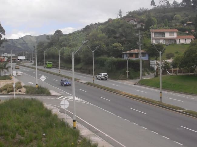 Dos muertos dejó accidente de tráfico en vía Medellín-Bogotá