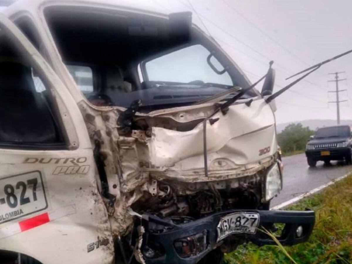 Dos vehículos chocan en la ruta 90 de Cartagena