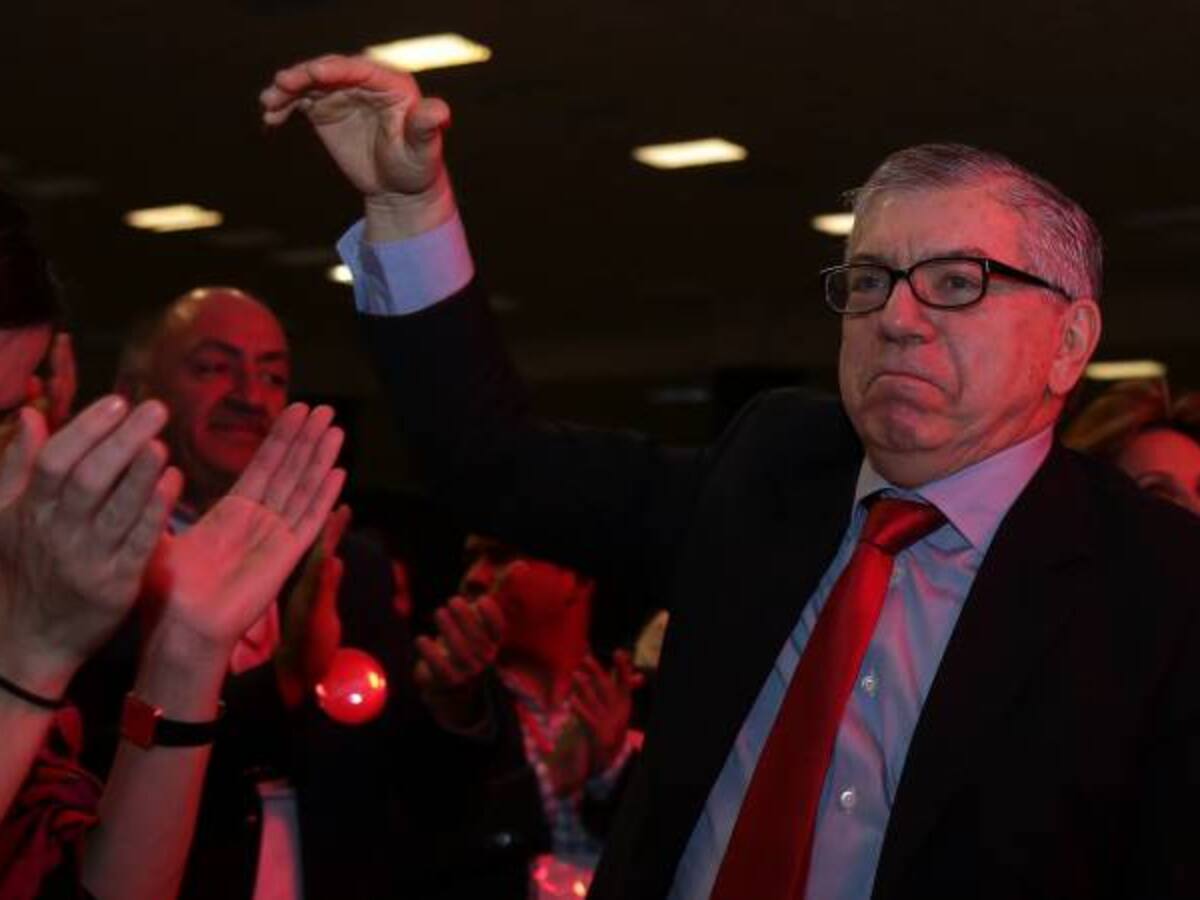 Grupo de congresistas liberales sale a defender a Gaviria en Twitter