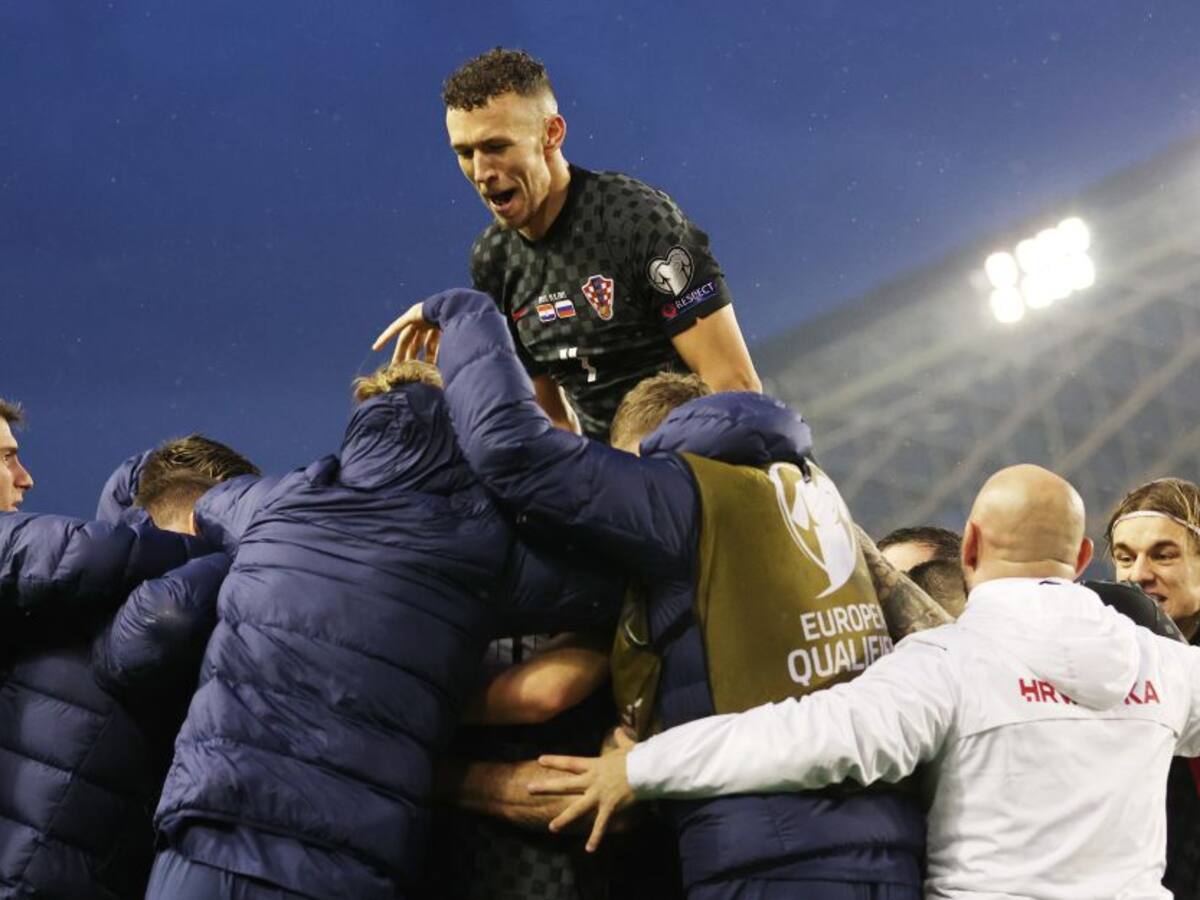 Croacia se clasifica al Mundial de Catar gracias a gol en contra de Rusia