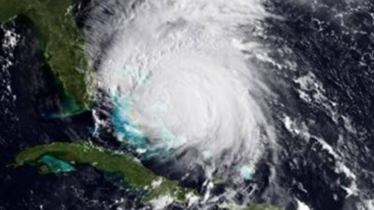 Nueva York ordena primeras evacuaciones por amenaza del huracán Irene