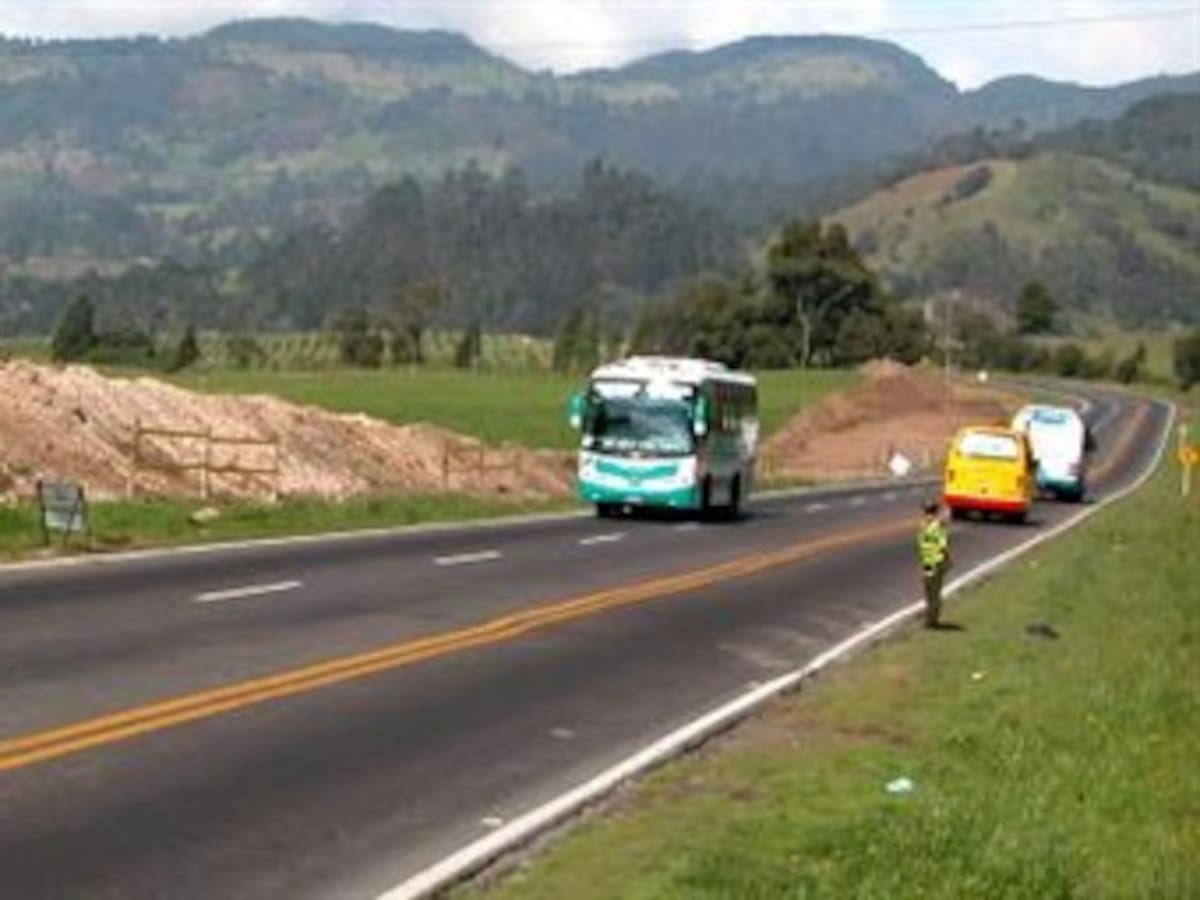 Trazado de doble calzada que pasaría por Quindío sigue generando polémica