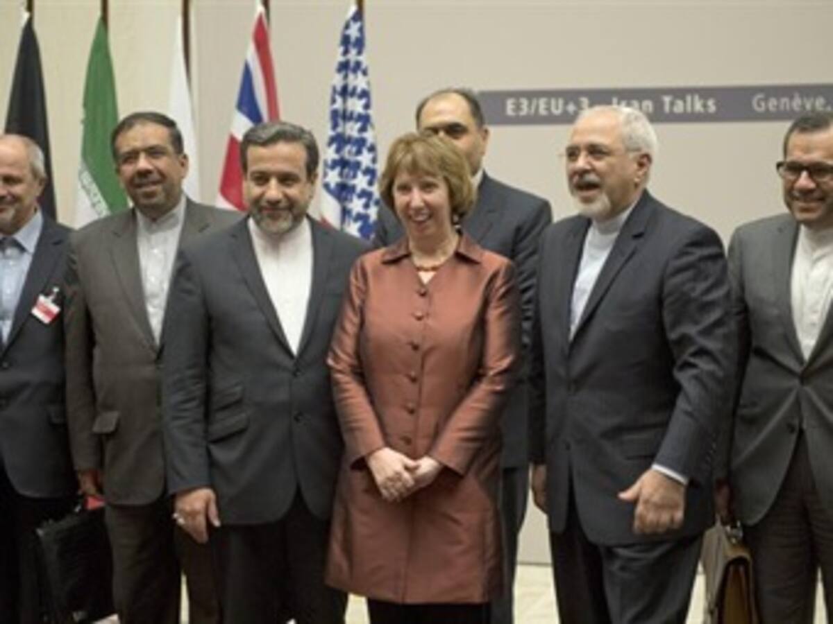 Irán y potencias crearán comisión para vigilar acuerdo nuclear