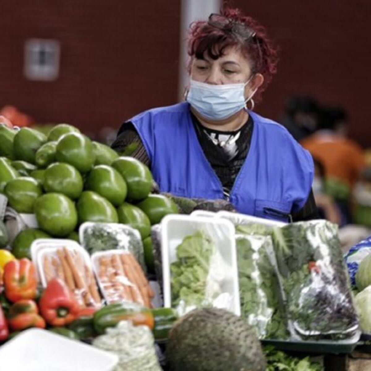 Gobierno reducirá aranceles de productos importados para aliviar precios