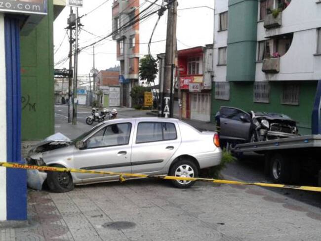 Hasta las 7:00 de la mañana estuvo cerrada la vía.