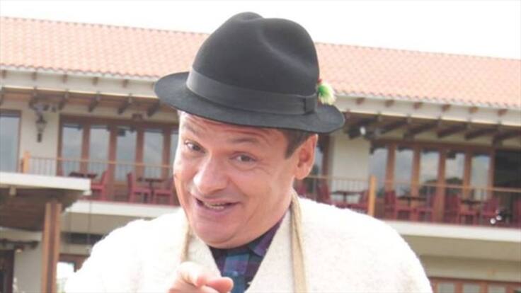 A la Gallina todo el mundo lo seguía le hizo un huevito gil al Pollo Díaz