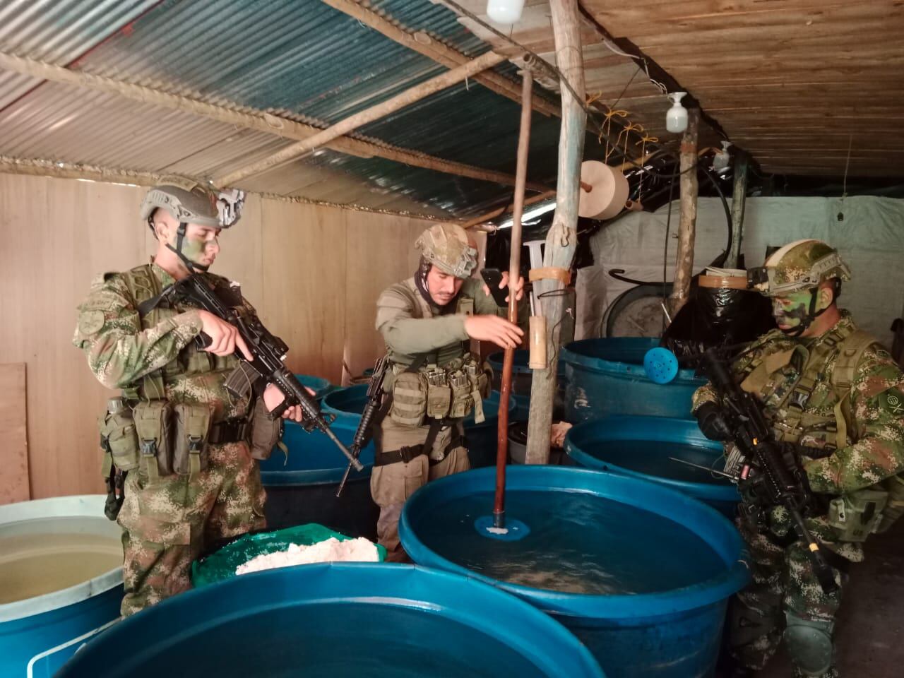 Destrucción de laboratorio de cocaína en Nariño. Cortesía: Ejército Nacional.