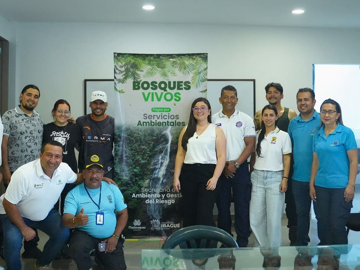 Colectivos firman acuerdo con la Alcaldía para proteger bosques y ríos en Ibagué