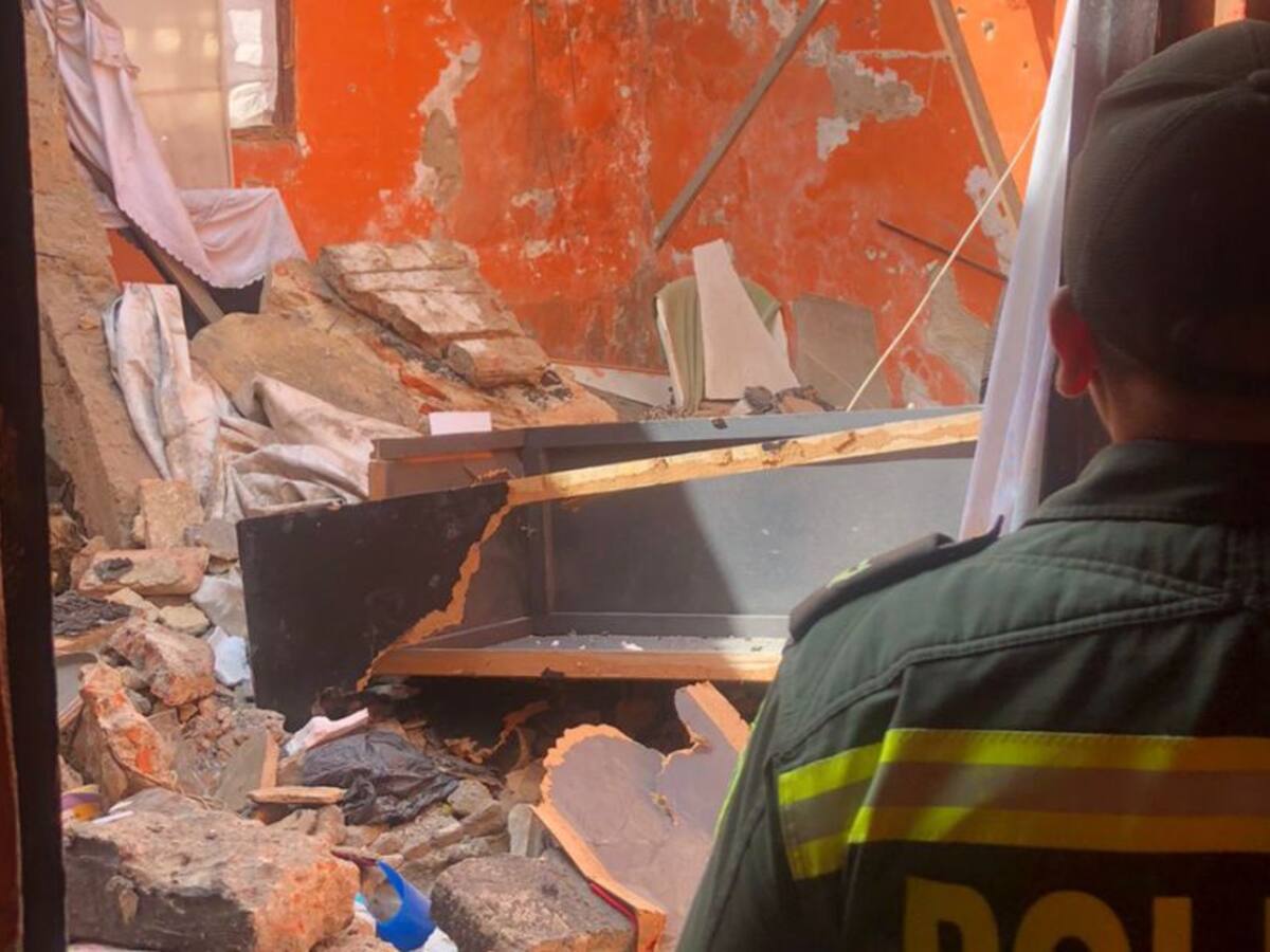 Tres menores heridos por colapso de techo en el sur de Barranquilla