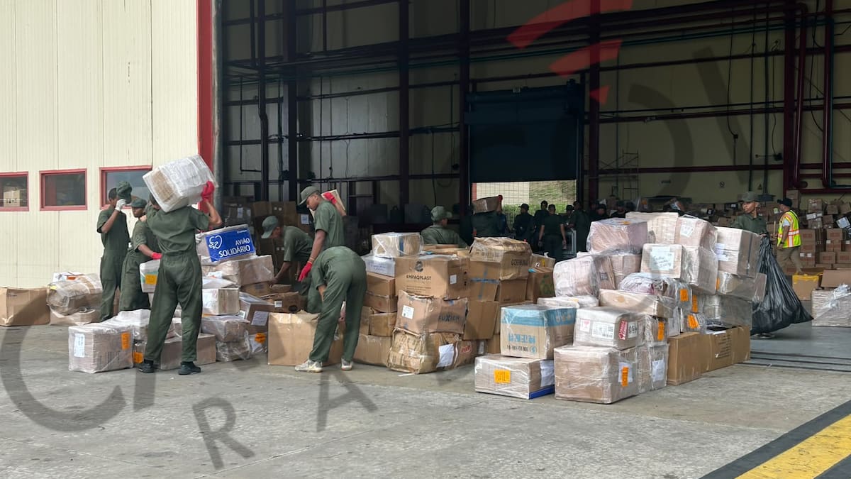 Así es el hangar en el aeropuerto de Maiquetía, Venezuela, a donde llegan las ayudas humanitarias