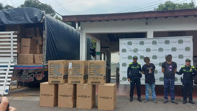 Capturados y mercancía recuperada- foto alcaldía de Medellín