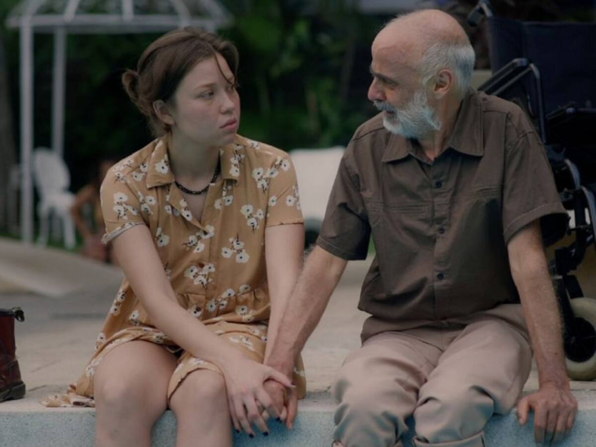 Se estrenó la nueva serie del director Roberto Flores, ‘Hotel Dulce Hotel'