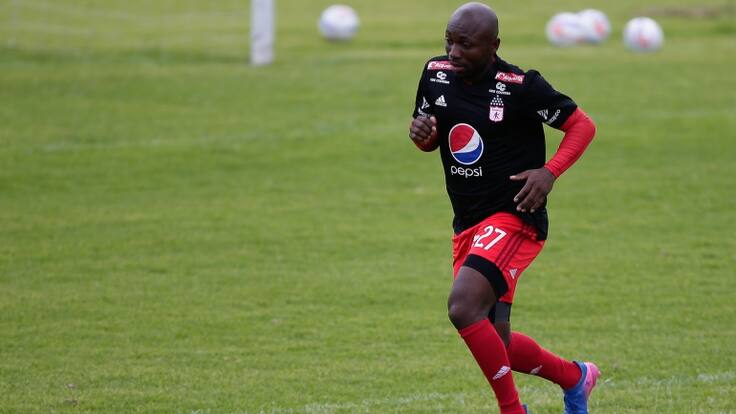 Armero: "Para mí, sacaron apresuradamente a Felício Santos"