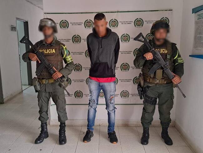Presunto integrante de las Autodefensas Gaitanistas de Colombia es capturado por parte de la Policía en puesto de control en Urabá