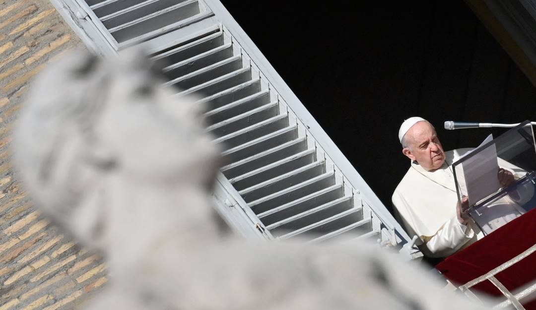 El papa Francisco durante el rezo del Angelus.    Foto: Getty 