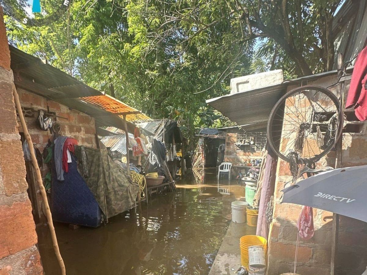 Las lluvias causan inundaciones en algunos barrios de La Dorada, Caldas